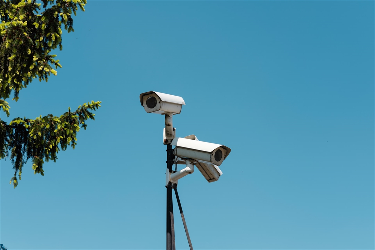 CCTV czyli telewizja przemysłowa, znana również jako nadzór wideo