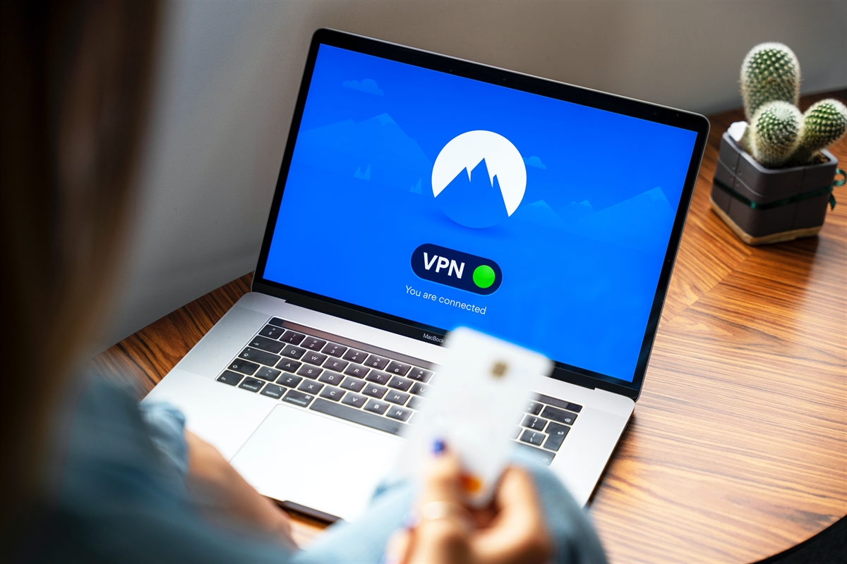 Połączenie VPN czyli szybki i łatwy dostęp w dowolne miejsce na świecie